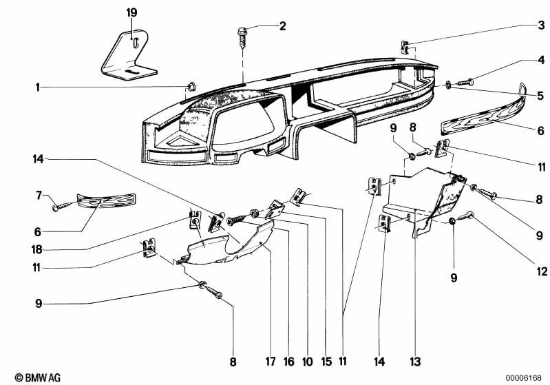 Облицовка панели приборов Нж