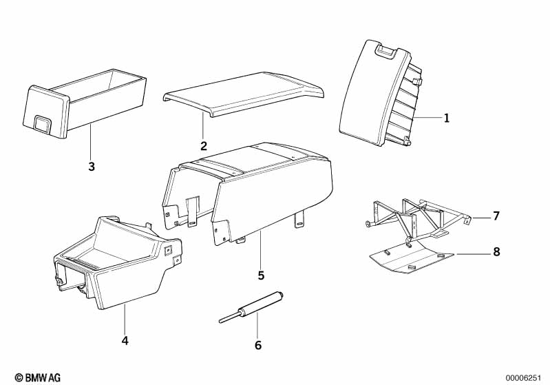 Центр.консоль в задней части салона